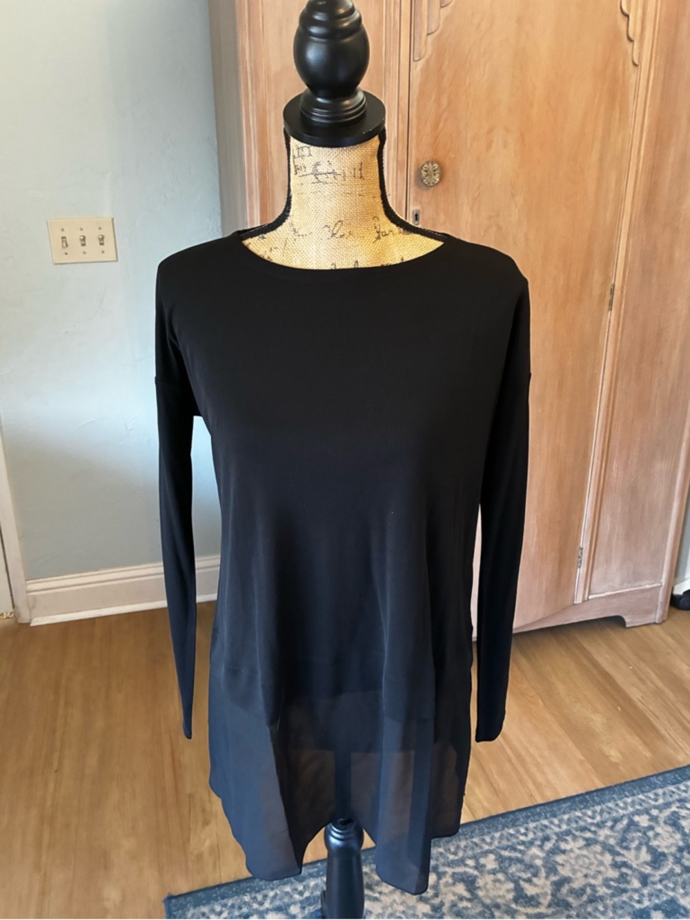Eileen Fisher 100% Silk Knit Sheer Hem Tunic Top Black XXS Minimalist Luxury